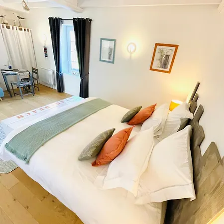 לינה וארוחת בוקר Ferme Les Chapelles Utah